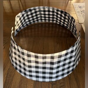 Black and White Checkered Tree Collar